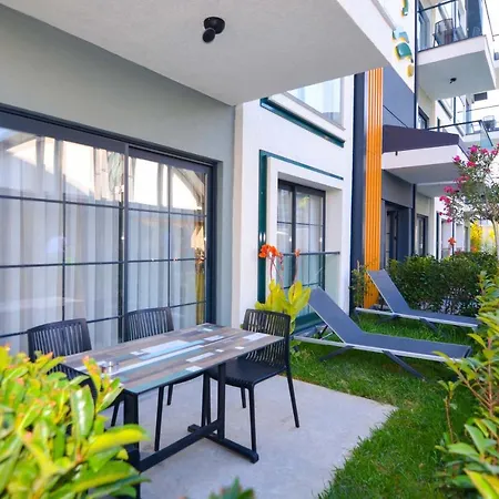 Juglans Hotel apartamentowy Fethiye