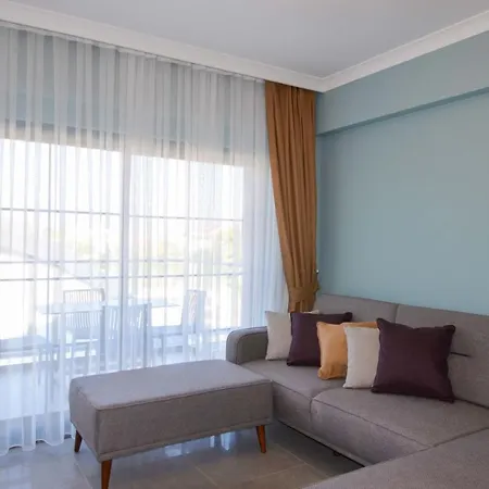 Hotel apartamentowy Juglans 4*