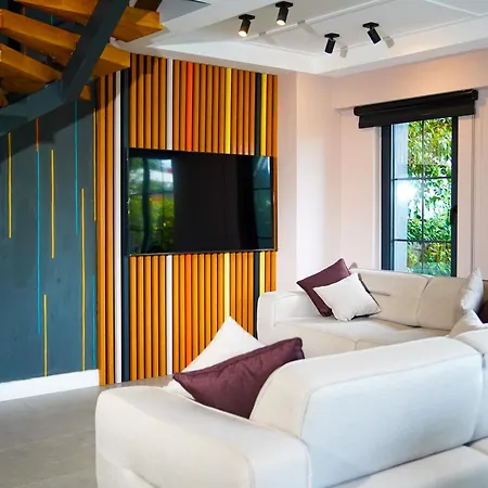 Juglans Aparthotel